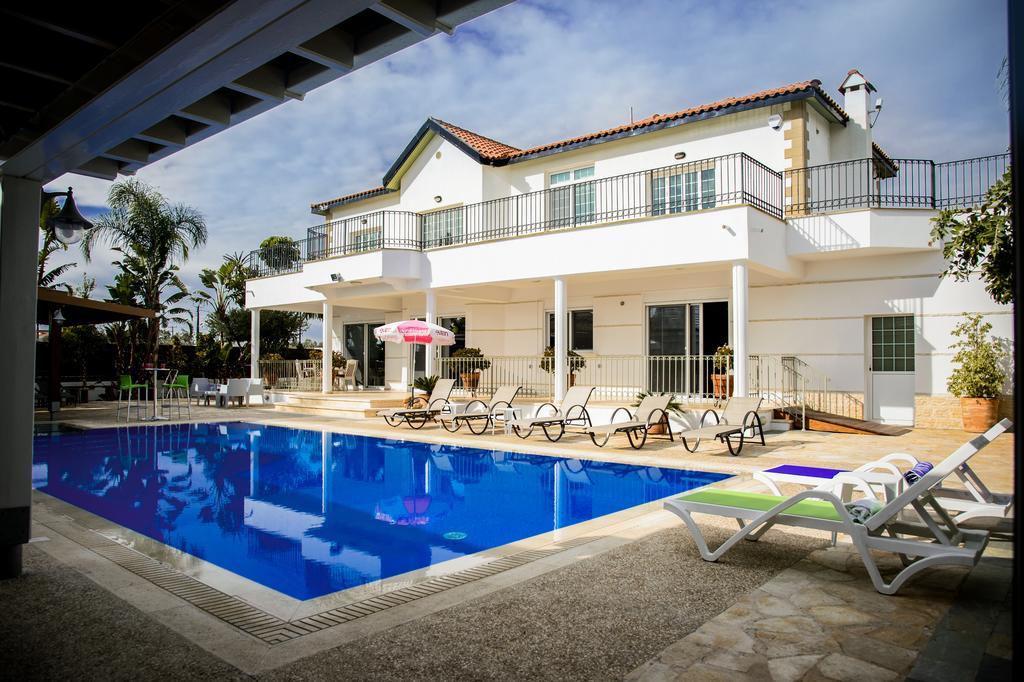 Papas Family Villa Paralimni Pokoj fotografie