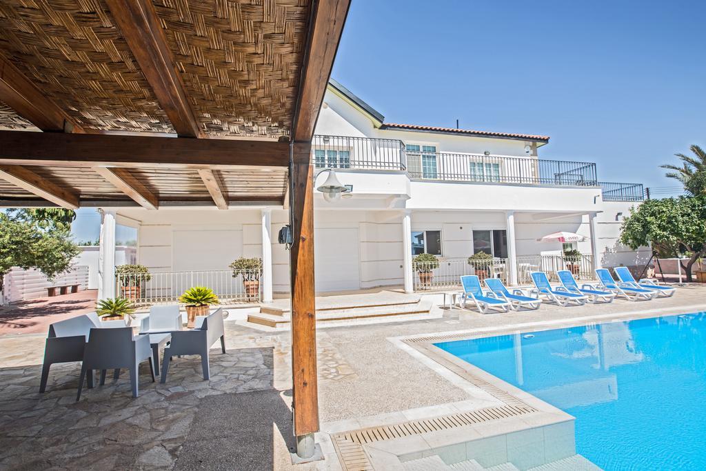 Papas Family Villa Paralimni Exteriér fotografie