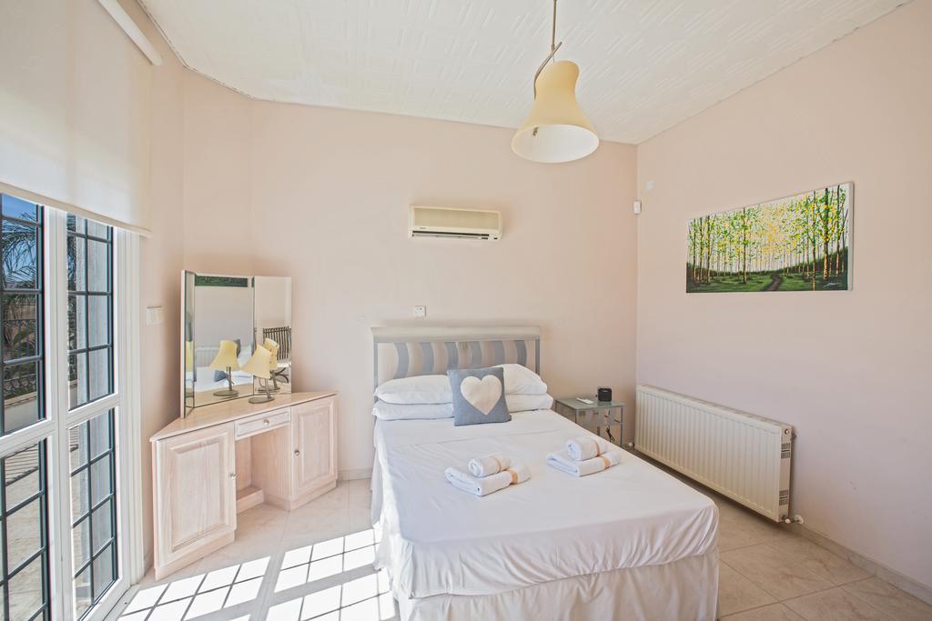 Papas Family Villa Paralimni Exteriér fotografie