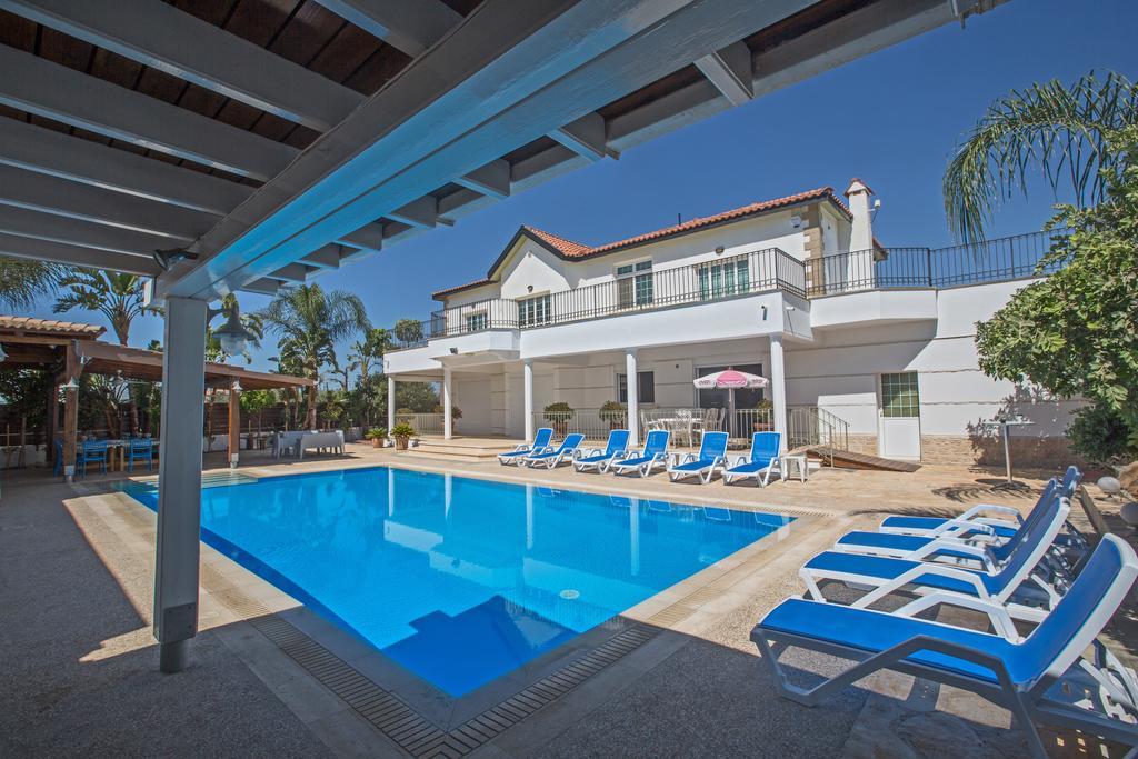 Papas Family Villa Paralimni Exteriér fotografie