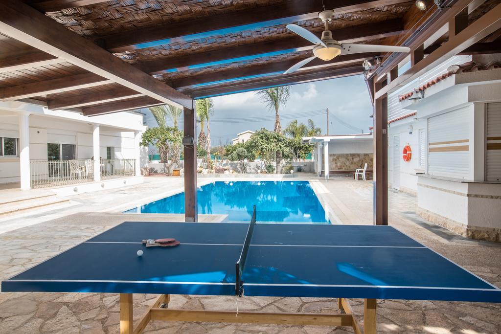 Papas Family Villa Paralimni Exteriér fotografie